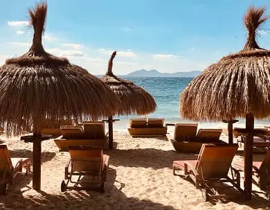 Beach Clubs Lifestyle